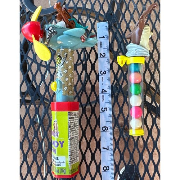 Set of 2 Scooby Doo and Tasmanian Candy Dispensers Plastic - Picture 7 of 7